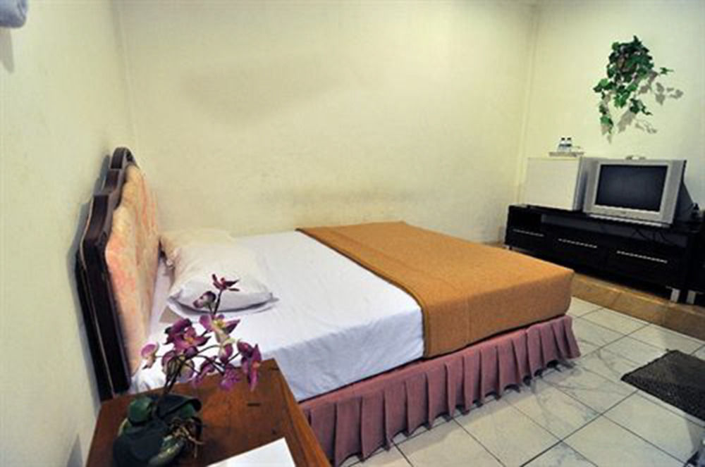 Jesens Inn I Kuta  Luaran gambar