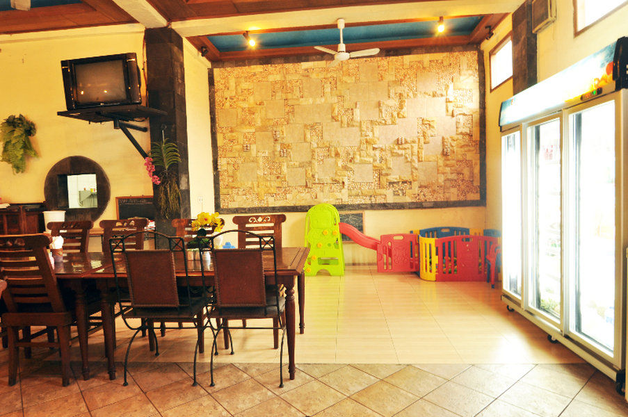 Jesens Inn I Kuta  Luaran gambar