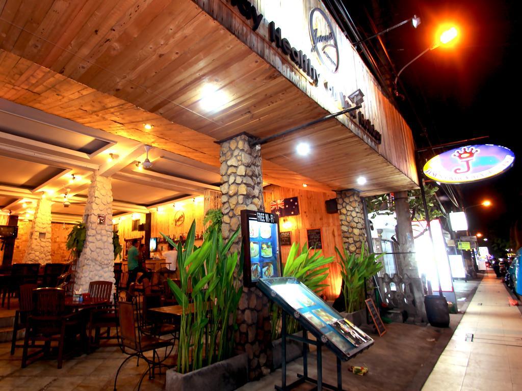 Jesens Inn I Kuta  Luaran gambar