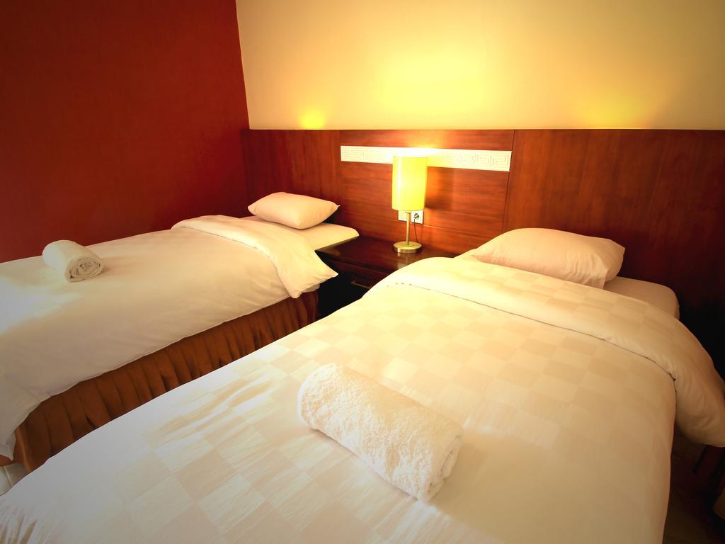Jesens Inn I Kuta  Bilik gambar
